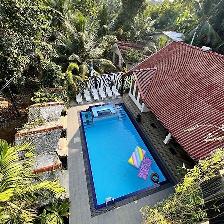 Secret Garden Hotell Hikkaduwa Exteriör bild