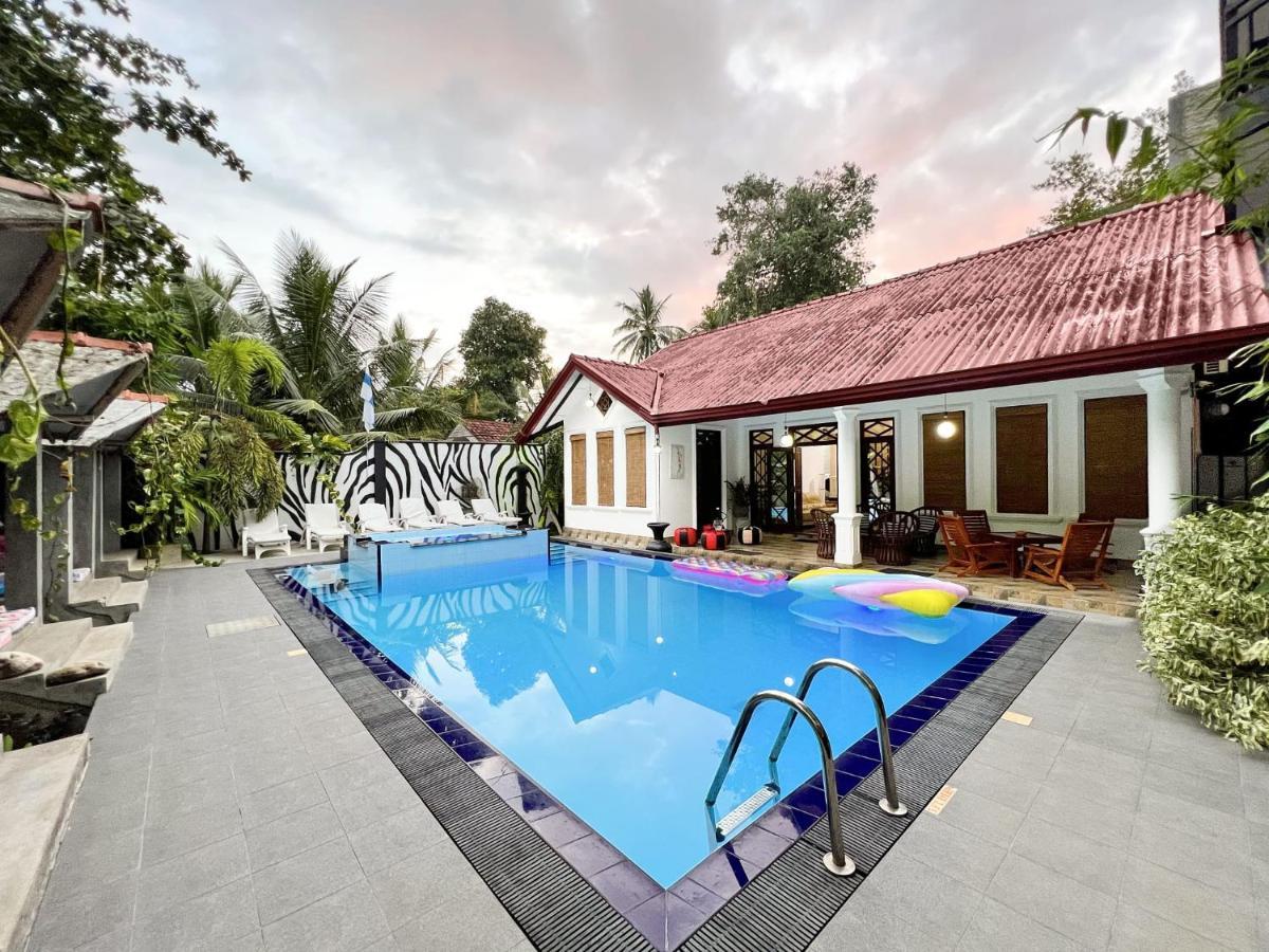 Secret Garden Hotell Hikkaduwa Exteriör bild