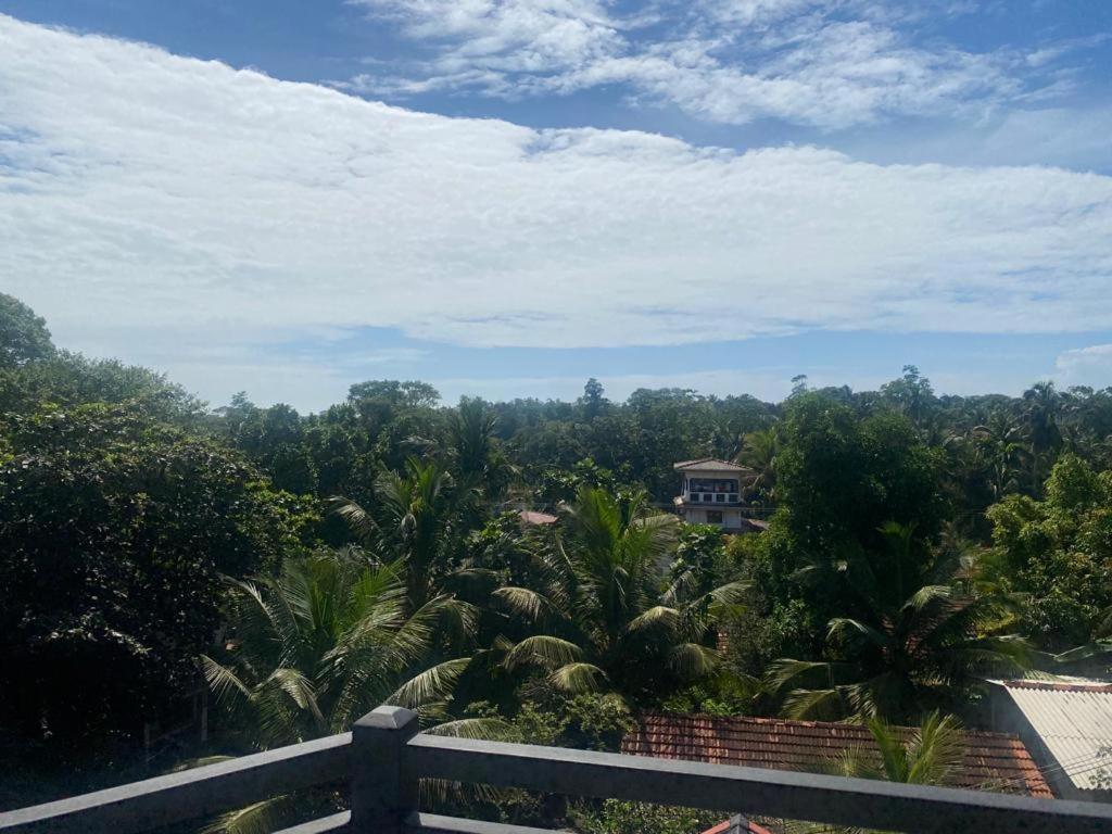 Secret Garden Hotell Hikkaduwa Exteriör bild