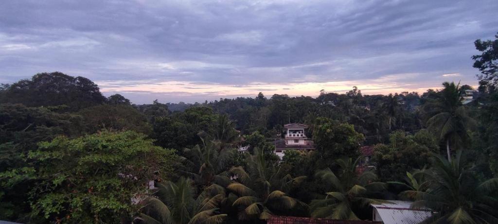 Secret Garden Hotell Hikkaduwa Exteriör bild