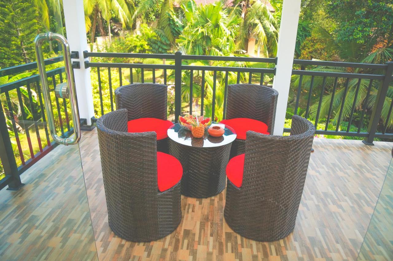 Secret Garden Hotell Hikkaduwa Exteriör bild